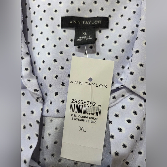 Ann Taylor Light Purple With Black Dot Print Blouse - Size XL - Picture 2 of 5